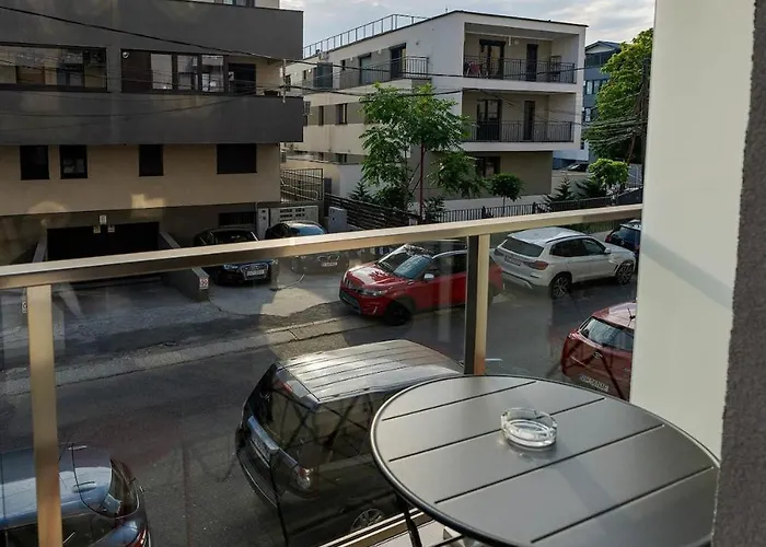 Downtown Urban W Balcony Vol 2 Apartament