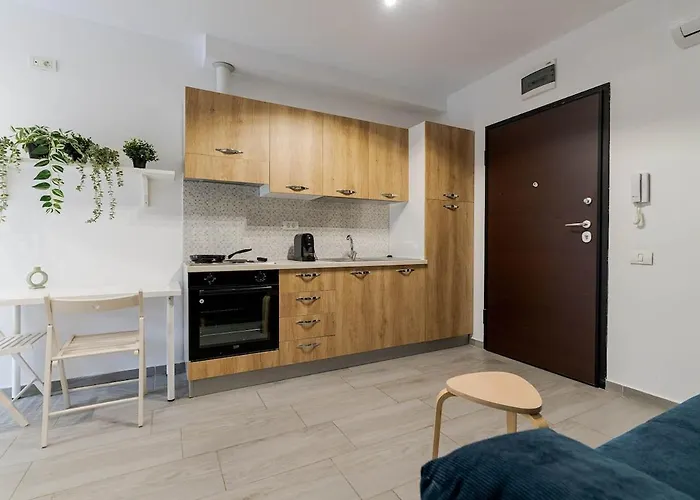 Downtown Urban W Balcony Vol 2 Appartement Boekarest