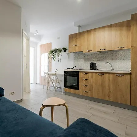 Apartman Downtown Urban W Balcony Vol 2