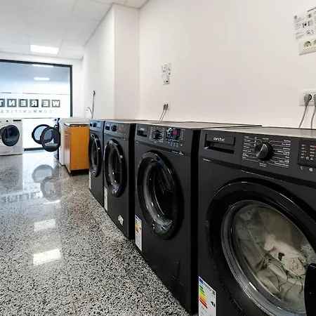 Apartman Downtown Urban W Balcony Vol 2 *