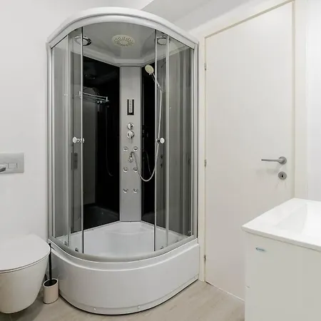 Downtown Urban W Balcony Vol 2 Appartamento *