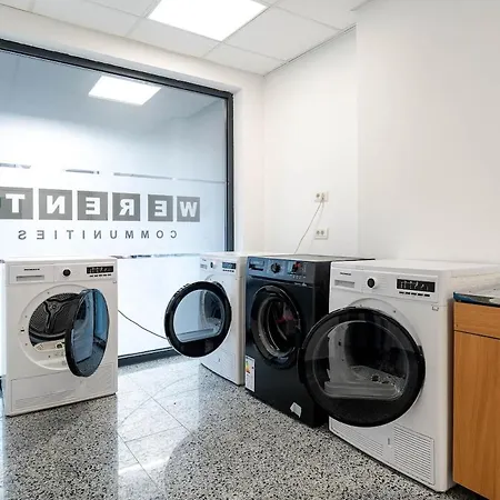 Downtown Urban W Balcony Vol 2