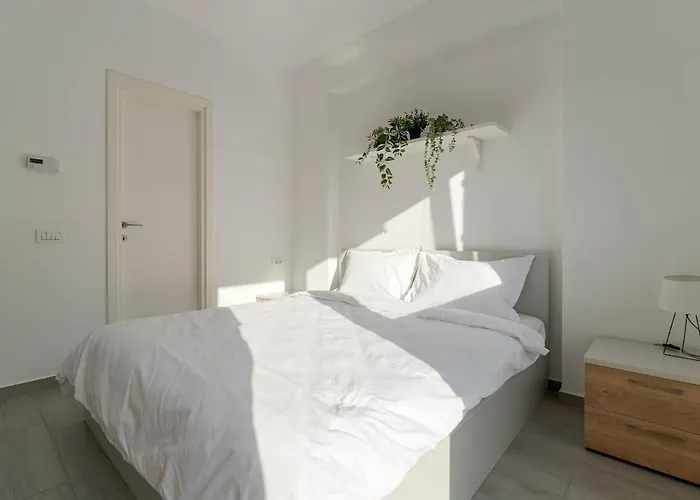 Downtown Urban W Balcony Vol 2 Apartament *