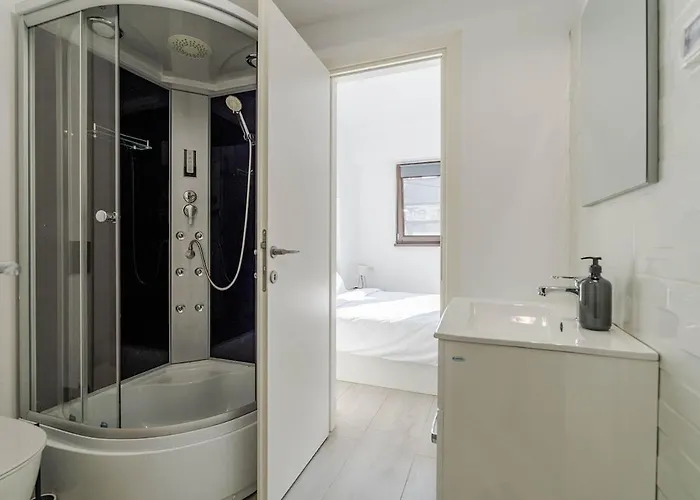 Downtown Urban W Balcony Vol 2 Bucureşti