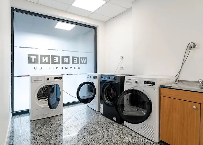 Downtown Urban W Balcony Vol 2